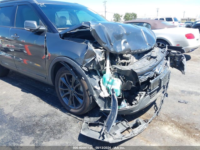 Ford EXPLORER XLT 2018 1FM5K7D86JGB56511 Image 18