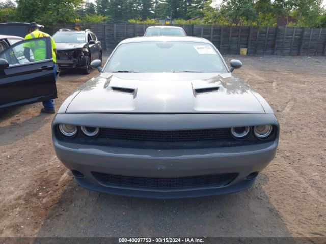 2C3CDZAG6HH561154 Dodge Challenger Sxt