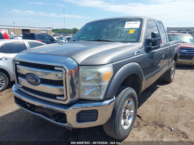 Ford F-250 Xlt 2014 1FT7X2B6XEEA68632 Image 2