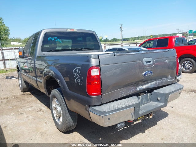 Ford F-250 Xlt 2014 1FT7X2B6XEEA68632 Image 3