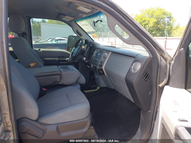 Ford F-250 Xlt 2014 1FT7X2B6XEEA68632 Image 5