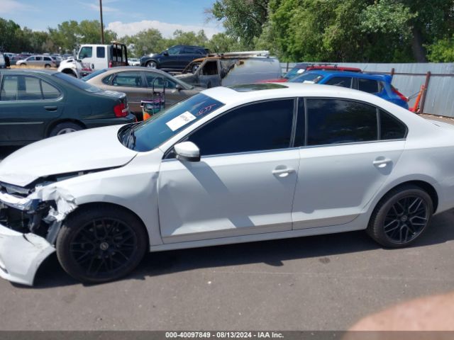 3VWL17AJ0HM387746 Volkswagen Jetta 1.8t Sel/1.8t Sel Premium