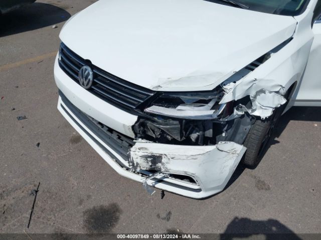 3VWL17AJ0HM387746 Volkswagen Jetta 1.8t Sel/1.8t Sel Premium