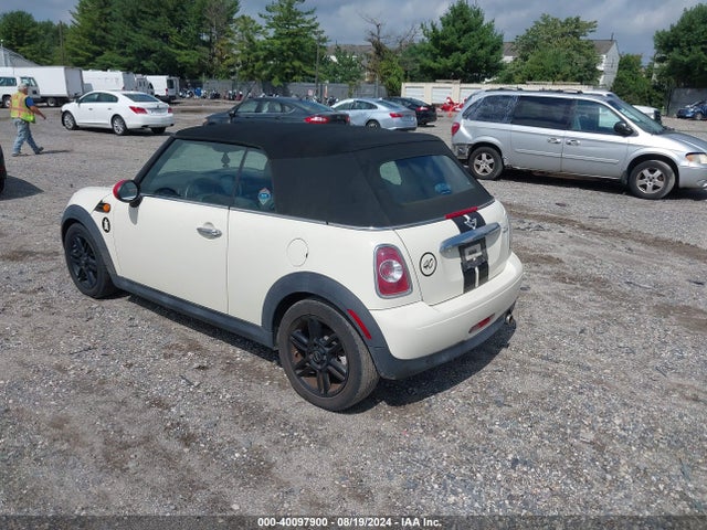 2012 MINI COOPER WMWZN3C59CT134636 Photo 2