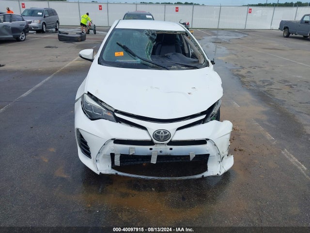Toyota COROLLA SE 2017 5YFBURHE7HP614532 Image 12