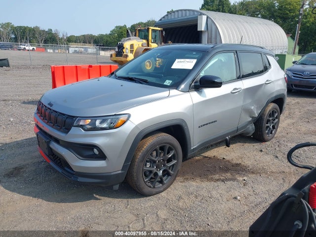 Jeep Compass Altitude 4x4 2022 3C4NJDBB2NT226639 Image 2