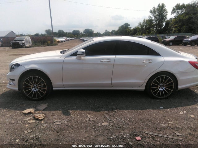 WDDLJ9BB4EA107914 Mercedes-Benz Cls 550 4matic