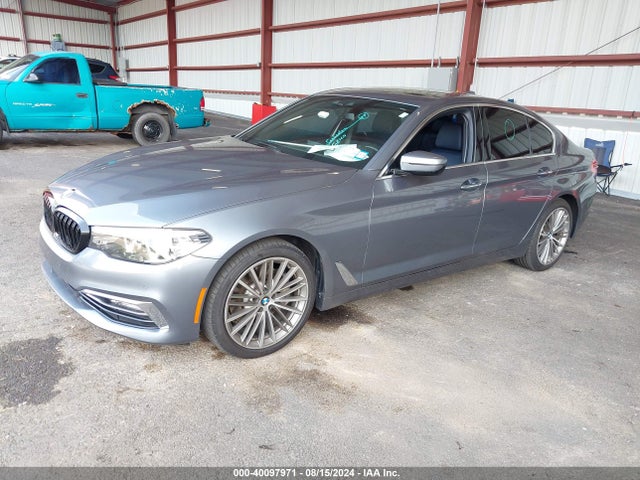 WBAJE5C5XJWA97538 BMW 540I