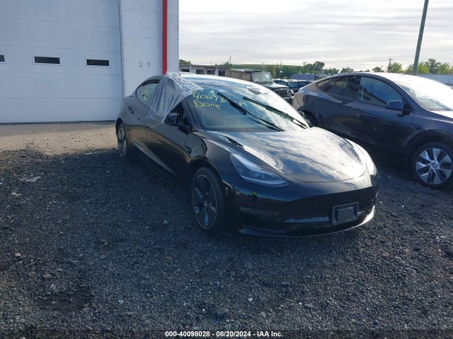 2022 TESLA MODEL 3 5YJ3E1EB4NF106457 Photo 0