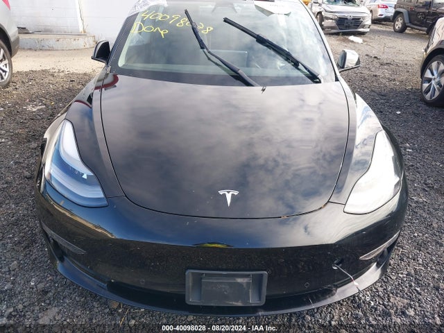 2022 TESLA MODEL 3 5YJ3E1EB4NF106457 Photo 9