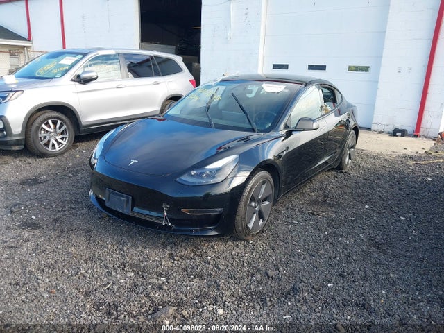 2022 TESLA MODEL 3 5YJ3E1EB4NF106457 Photo 1