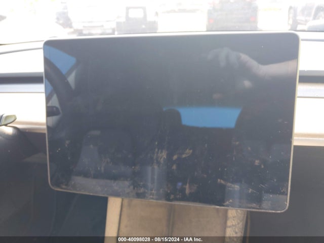 2022 TESLA MODEL 3 5YJ3E1EB4NF106457 Photo 6