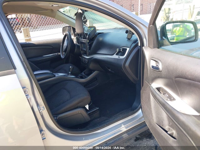 3C4PDCAB1JT520216 Dodge JOURNEY SE