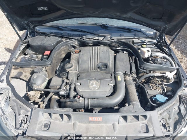 2012 Mercedes-benz C 250 Luxury/sport მანქანა იყიდება აუქციონზე, vin: WDDGF4HBXCR231939, აუქციონის ნომერი: 40098099