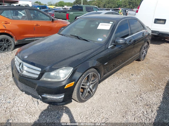 2012 Mercedes-benz C 250 Luxury/sport მანქანა იყიდება აუქციონზე, vin: WDDGF4HBXCR231939, აუქციონის ნომერი: 40098099