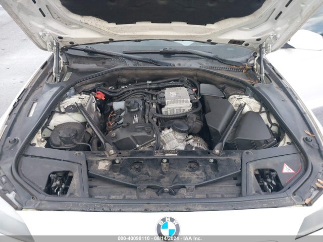 40098110 :رقم المزاد ، WBAFR1C59BC750864 vin ، 2011 Bmw 528i مزاد بيع