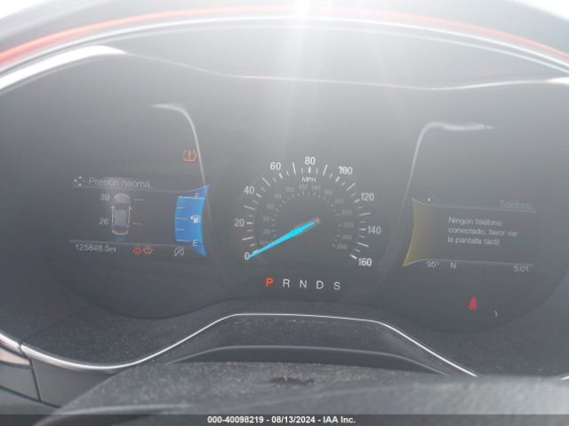 3FA6P0HD8HR250200 Ford FUSION SE
