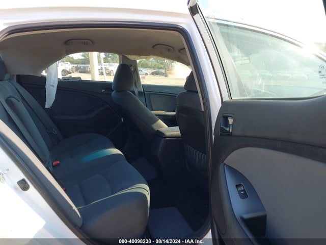 KIA Optima Lx 2015 5XXGM4A74FG379758 Image 8