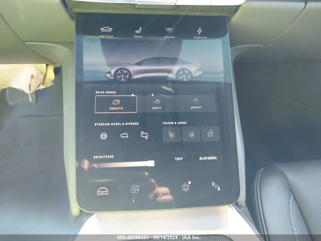 Lucid Air Pure 2023 50EA1PFA3PA009575 Image 19
