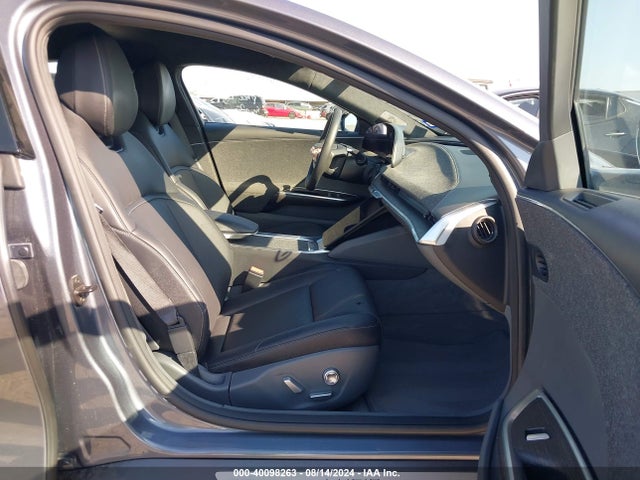 Lucid Air Pure 2023 50EA1PFA3PA009575 Image 5