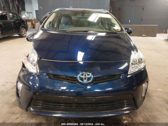 JTDKN3DU6F1881475 Toyota Prius Four