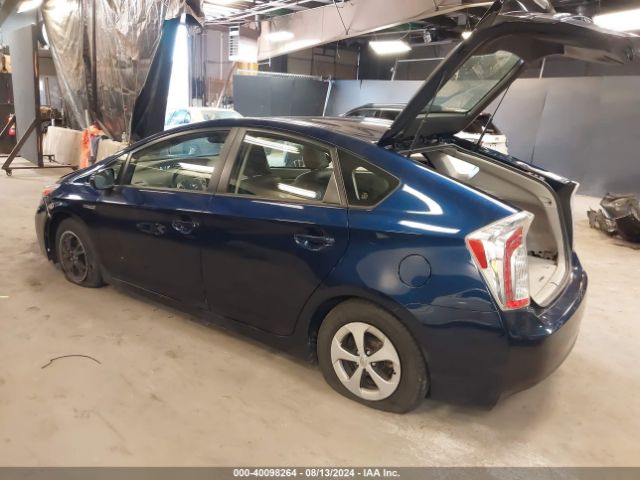 JTDKN3DU6F1881475 Toyota Prius Four