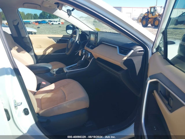 Toyota RAV4 LE 2020 2T3F1RFV3LC067370 Image 5