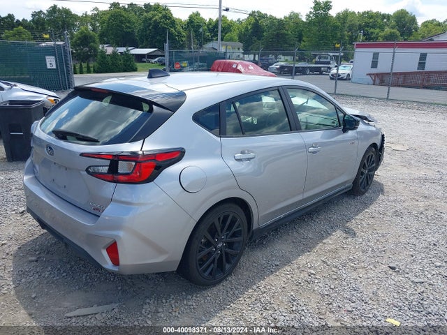 JF1GUHJCXR8303639 Subaru Impreza Rs 5-door