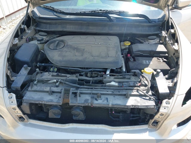 1C4PJLCS3FW711854 Jeep Cherokee Latitude