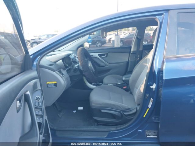 5NPDH4AE2GH717296 Hyundai ELANTRA SE