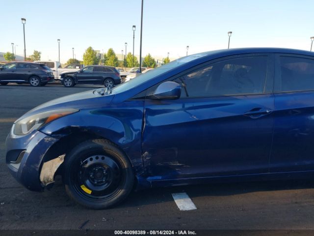 5NPDH4AE2GH717296 Hyundai ELANTRA SE