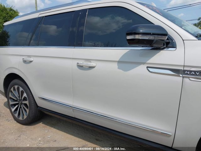 5LMJJ2LT9NEL11464 Lincoln Navigator Reserve