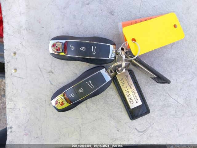 WP1AA2A23HKA92085 Porsche Cayenne