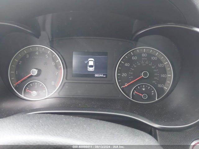 KIA Optima S 2019 5XXGT4L35KG327742 Image 7