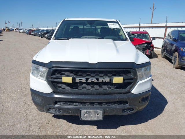 1C6SRFCT0KN601672 RAM 1500 Tradesman Quad Cab 4x4 6'4 Box