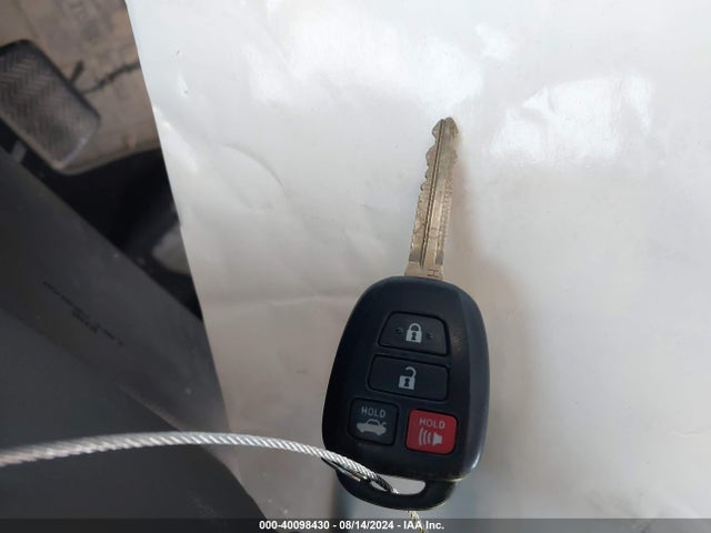 Toyota COROLLA LE 2015 2T1BURHE1FC253215 Image 11