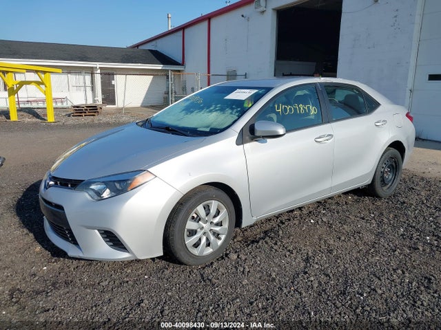 Toyota COROLLA LE 2015 2T1BURHE1FC253215 Image 2