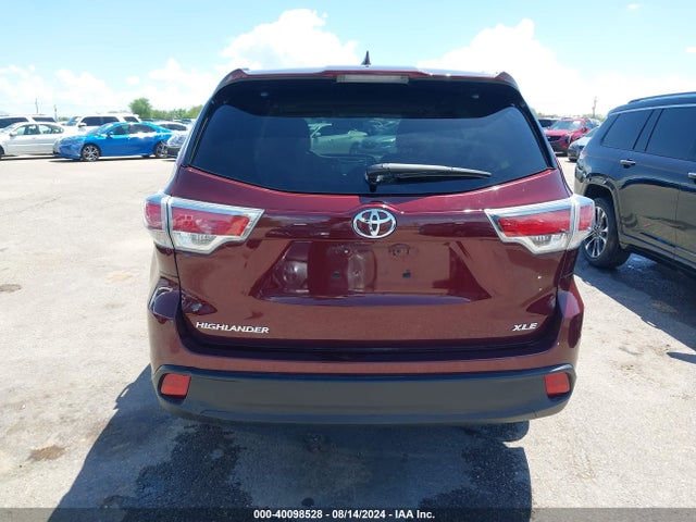 Toyota Highlander Xle V6 2016 5TDKKRFH8GS177410 Image 16