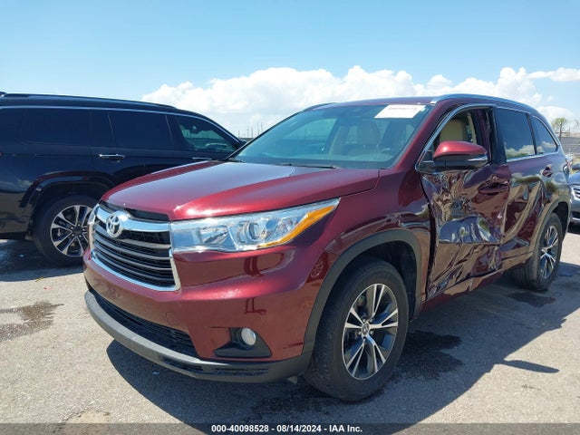 Toyota Highlander Xle V6 2016 5TDKKRFH8GS177410 Image 2