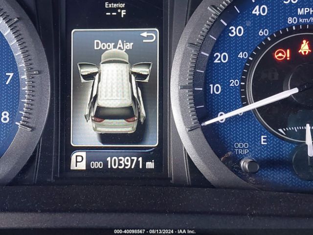 5TDYK3DC5GS746213 Toyota Sienna Xle 8 Passenger