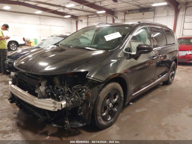 2C4RC1EG6HR665240 Chrysler Pacifica Touring-l Plus