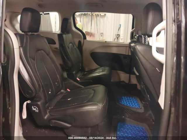 2C4RC1EG6HR665240 Chrysler Pacifica Touring-l Plus