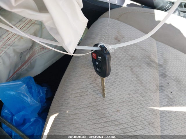 Toyota COROLLA LE 2015 5YFBURHE6FP340012 Image 11