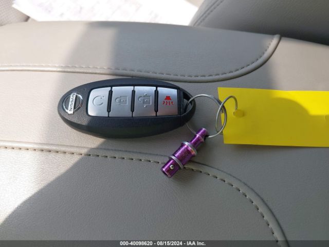 JN1BJ1CR2KW339853 Nissan Rogue Sport Sl