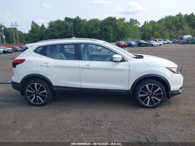 JN1BJ1CR2KW339853 Nissan Rogue Sport Sl