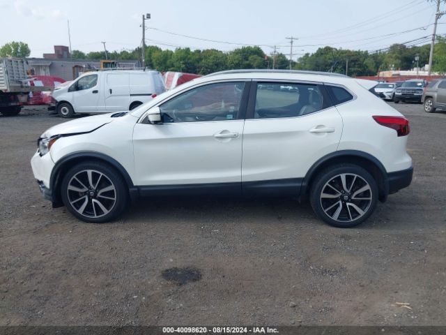 JN1BJ1CR2KW339853 Nissan Rogue Sport Sl