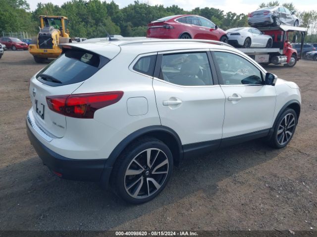 JN1BJ1CR2KW339853 Nissan Rogue Sport Sl