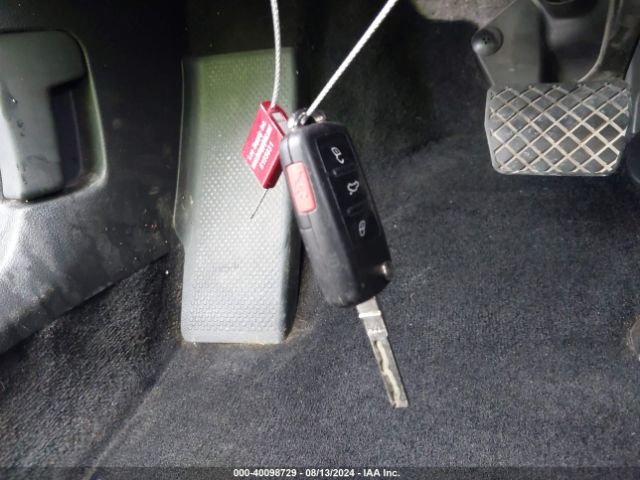 1VWBS7A3XEC096422 Volkswagen Passat 1.8t Se