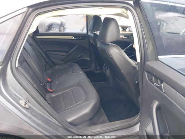 1VWBS7A3XEC096422 Volkswagen Passat 1.8t Se