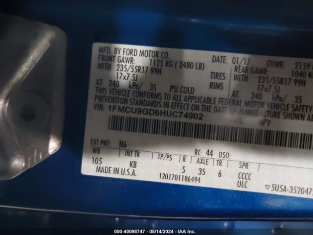 1FMCU9GD6HUC74902 Ford ESCAPE SE